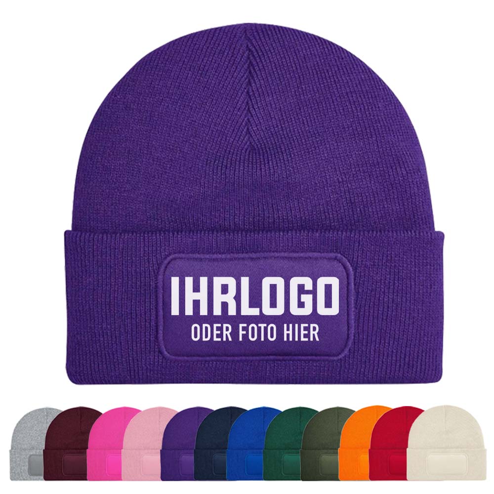 Beanie Mütze in Purple mit bedruckbarem Patchfeld