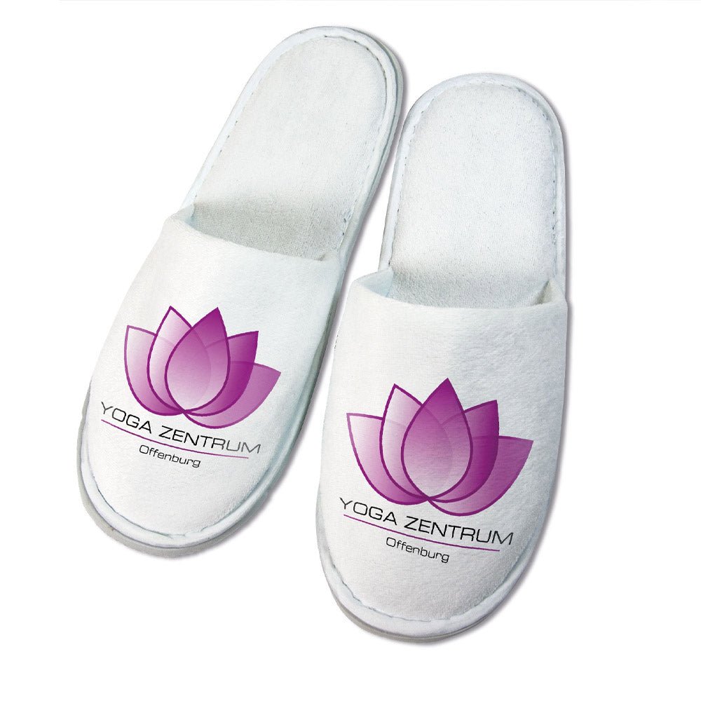 Yoga Zentrum Frottee Slipper geschlossen in Weiß